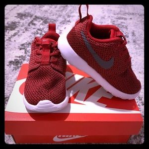 nike roshe one toddler boy